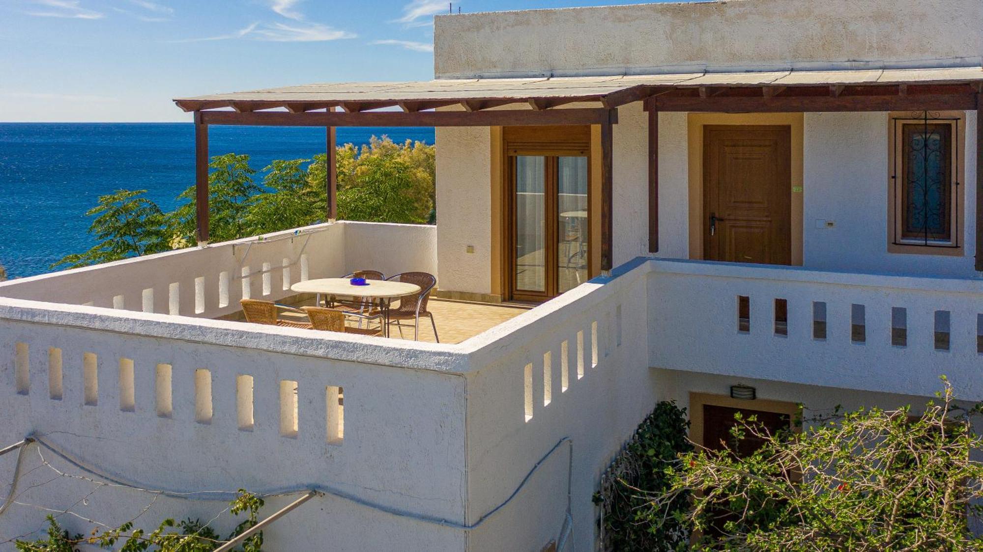 Akrotiri Apartments Makrýgialos 외부 사진